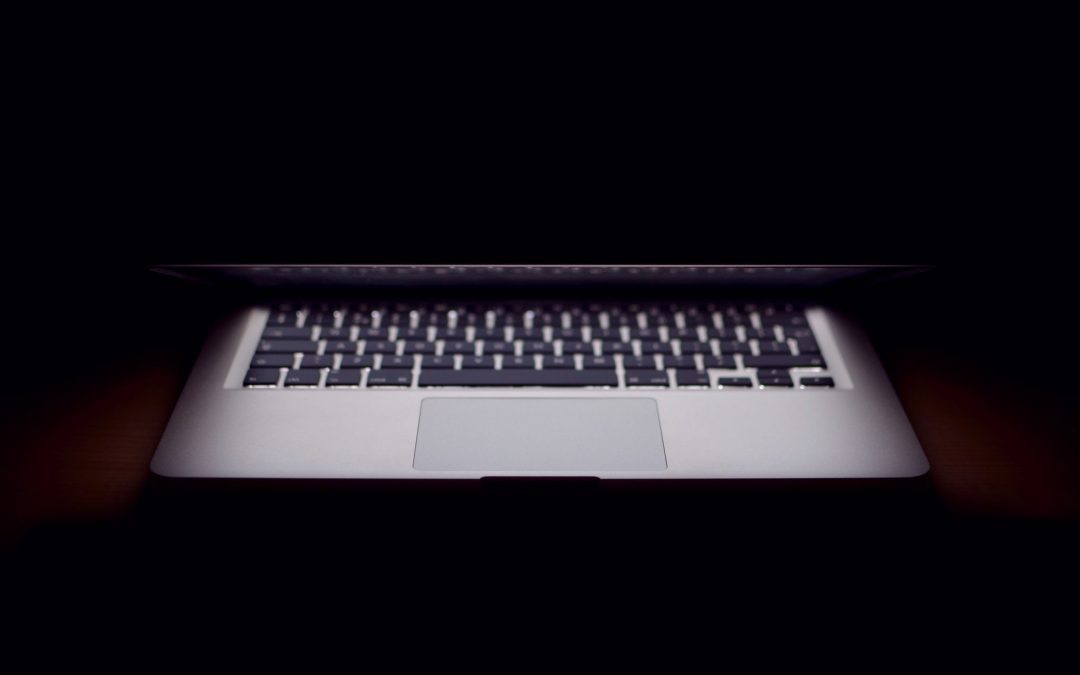 macbook-upsplash